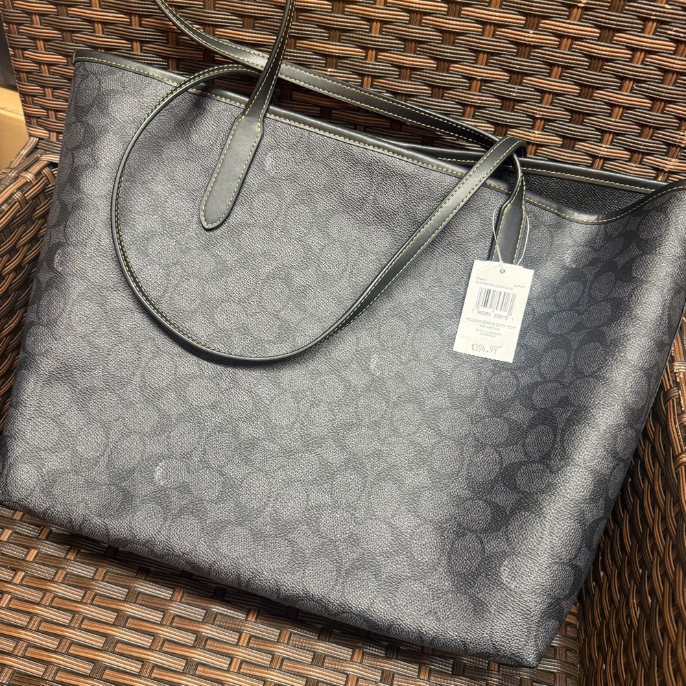 NWT Coach City Tote In Signature Canvas With Halloween New CW451 - Picture 3 of 8